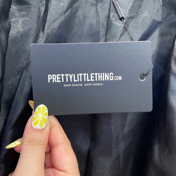 Leather Jacket - Picture 7 of 9